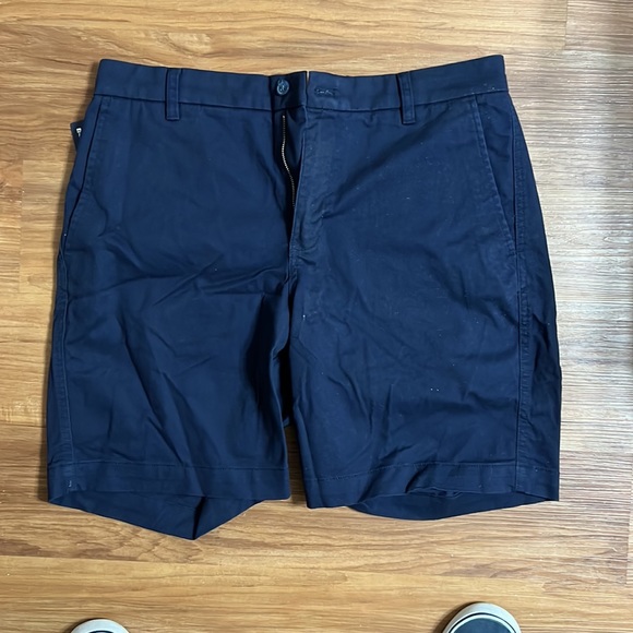 Chaps Men’s Navy Shorts - Picture 2 of 5